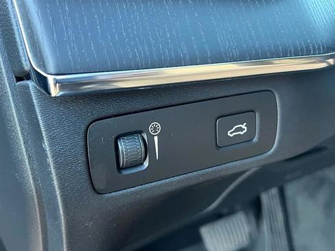 Used 2022 Volvo XC90 T6 Inscription w/ Advanced Package image 23