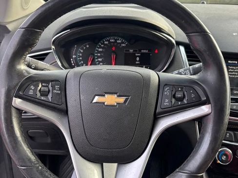 Used 2018 Chevrolet Trax Premier w/ LPO, Protection Package AWD/4WD image 27