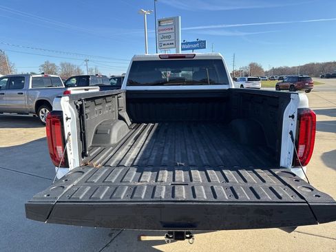Used 2022 GMC Sierra 2500 AT4 image 13