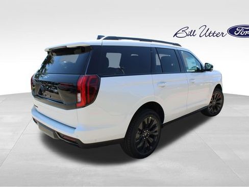 New 2025 Ford Expedition Platinum w/ Stealth Appearance Package image 3