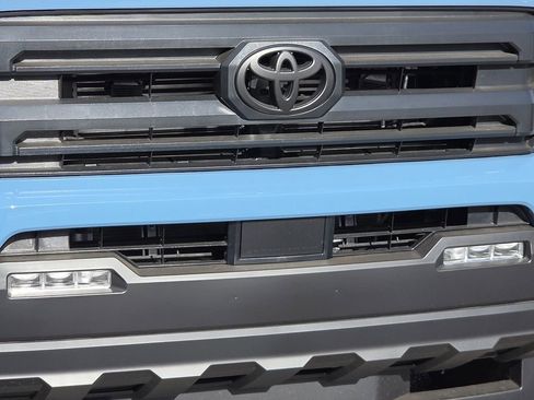 New 2026 Toyota Tacoma SR5 image 7