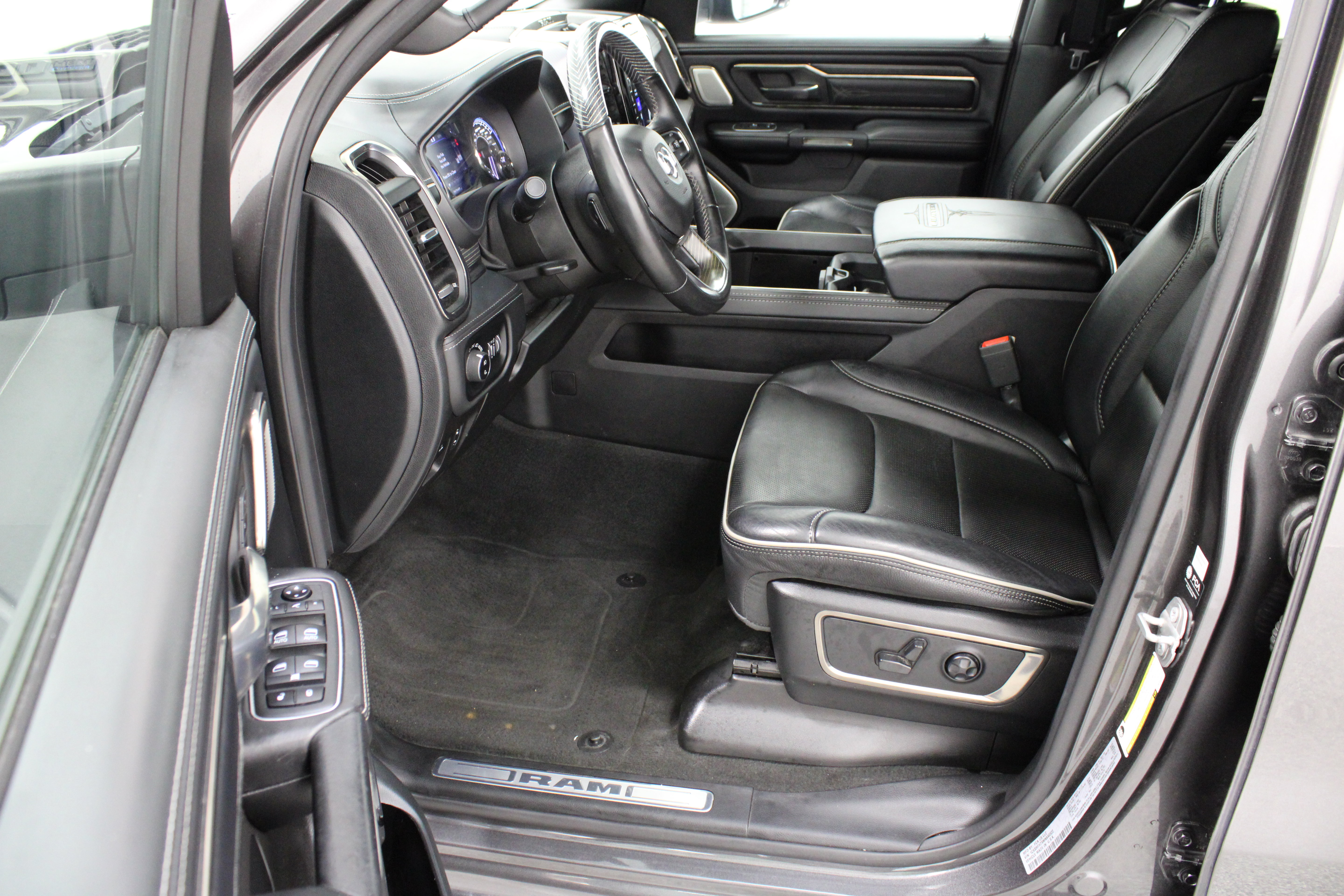 Used 2021 RAM 1500 Limited w/ Night Edition AWD/4WD image 16