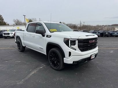 New 2026 GMC Sierra 1500 Elevation w/ Elevation Select Package