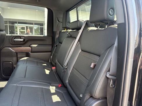 Used 2022 GMC Sierra 2500 Denali w/ Denali Ultimate Package AWD/4WD image 14