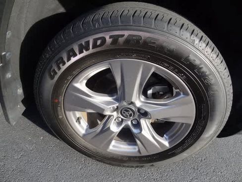 Used 2023 Toyota RAV4 XLE image 15