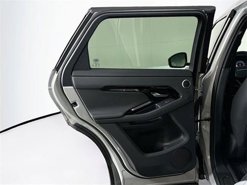 Used 2026 Land Rover Range Rover Evoque S image 23