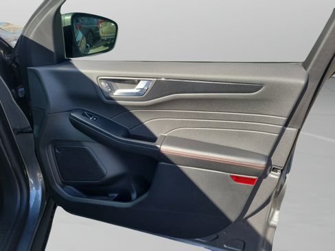 New 2026 Ford Escape ST-Line w/ Tech Pack #1 FWD image 30