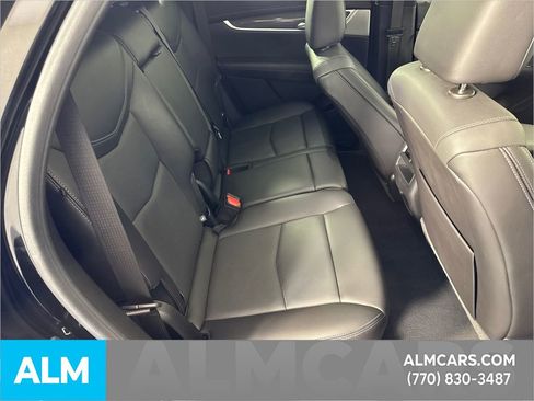 Used 2023 Cadillac XT5 Sportv image 17