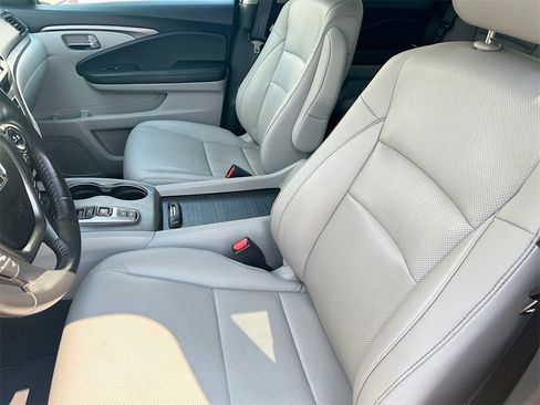 Used 2023 Honda Ridgeline RTL-E image 19