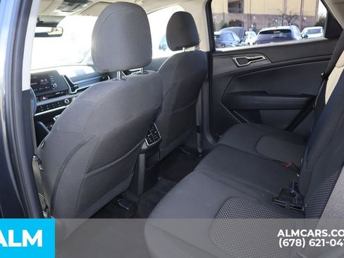 Used 2024 Kia Sportage LX image 18