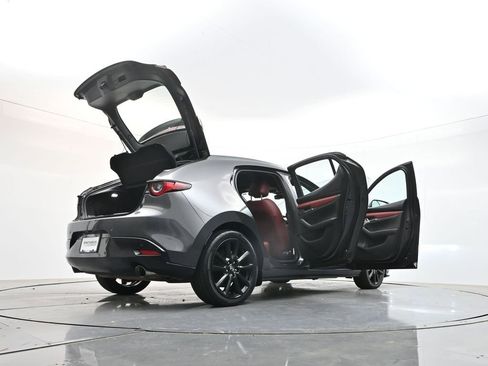Used 2024 MAZDA MAZDA3 Hatchback w/Premium Plus Pkg AWD/4WD image 39