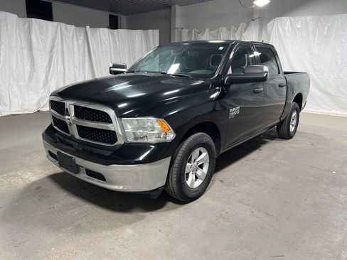 Used 2023 RAM 1500 Classic SLT w/ Trailer & Traction Group AWD/4WD image 3