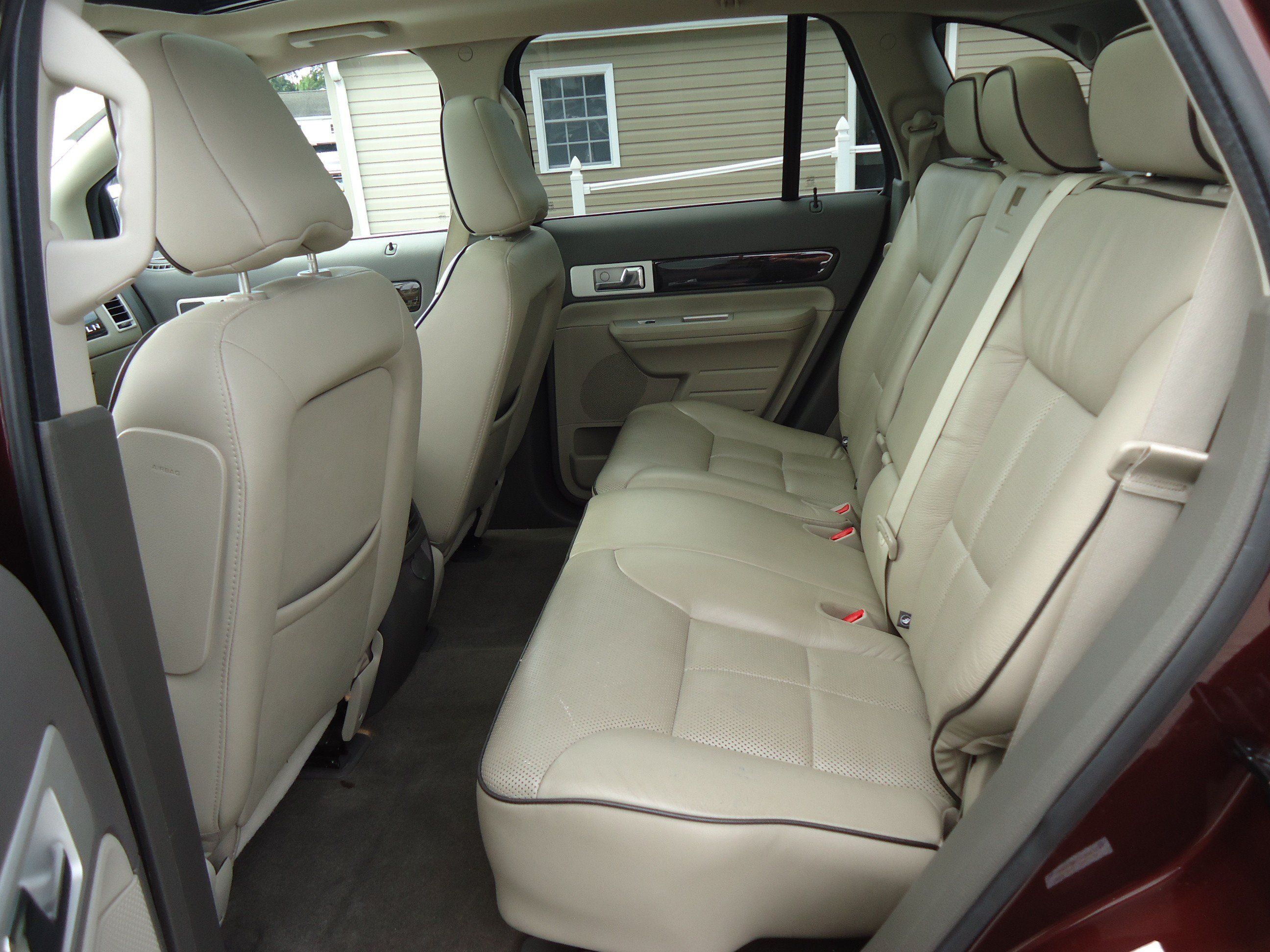 Used 2009 Lincoln MKX AWD image 26
