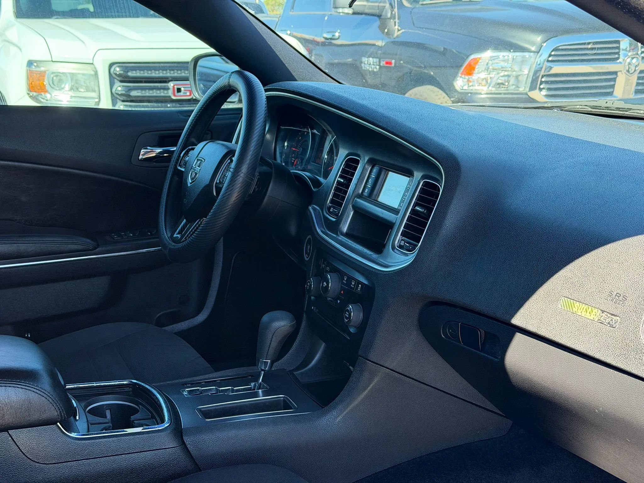 Used 2013 Dodge Charger SE RWD image 31