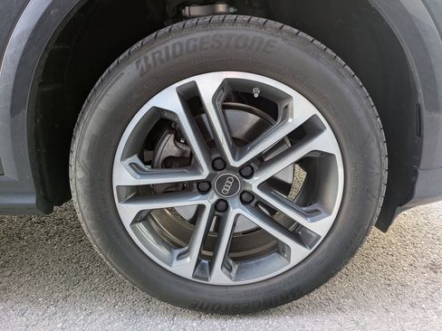 Certified 2025 Audi Q5 Premium Plus w/ Premium Plus image 30