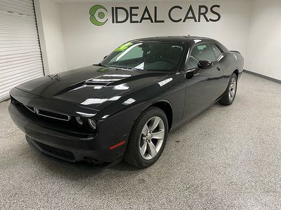 Used 2016 Dodge Challenger SXT