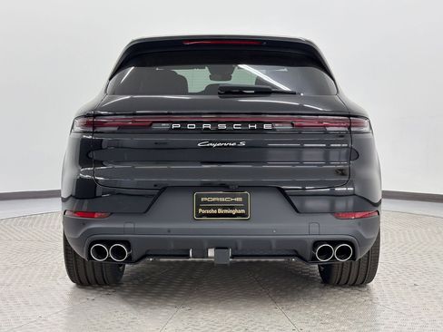 New 2026 Porsche Cayenne S image 10
