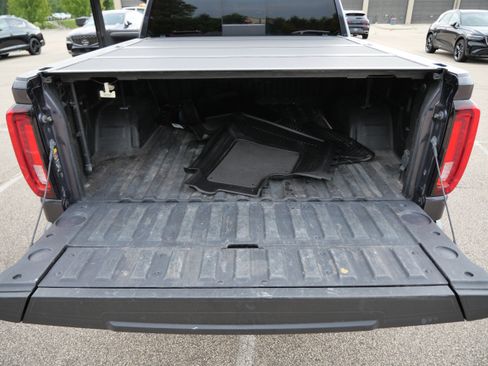 Used 2022 GMC Sierra 1500 AT4 w/ AT4 Premium Package AWD/4WD image 18