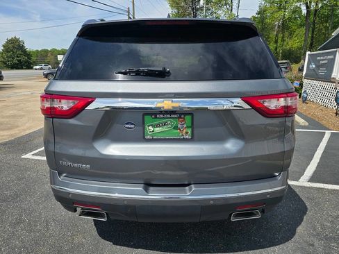 Used 2021 Chevrolet Traverse Premier image 5