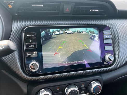 Certified 2023 Nissan Kicks SV FWD image 21