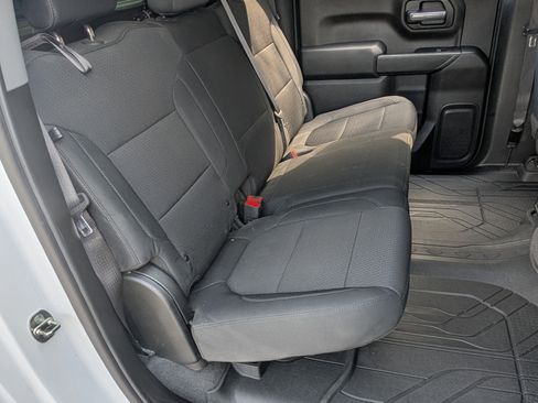 Used 2019 Chevrolet Silverado 1500 Custom Trail Boss w/ Custom Convenience Package image 19