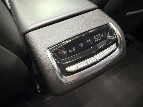 Used 2022 Cadillac XT6 Sport w/ Platinum Package AWD/4WD image 24