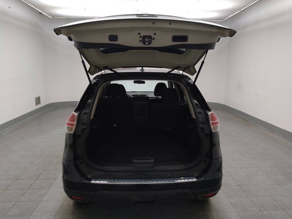 Used 2016 Nissan Rogue SV AWD/4WD image 29