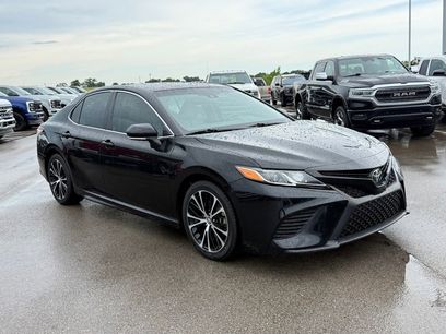 Used 2018 Toyota Camry SE w/ Convenience Package