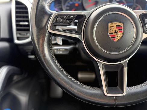 Used 2017 Porsche Cayenne S AWD/4WD image 26