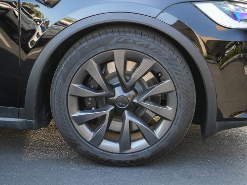 Used 2023 Tesla Model X AWD/4WD image 10