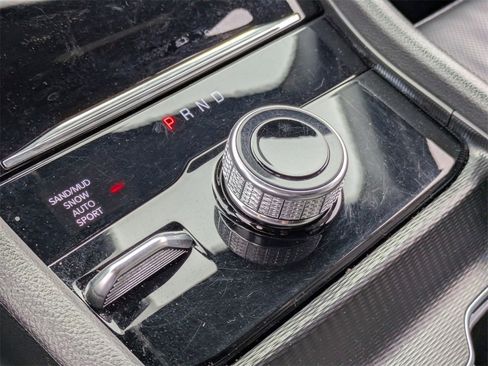 Used 2024 Jeep Grand Cherokee L Limited w/ Luxury Tech Group II image 23