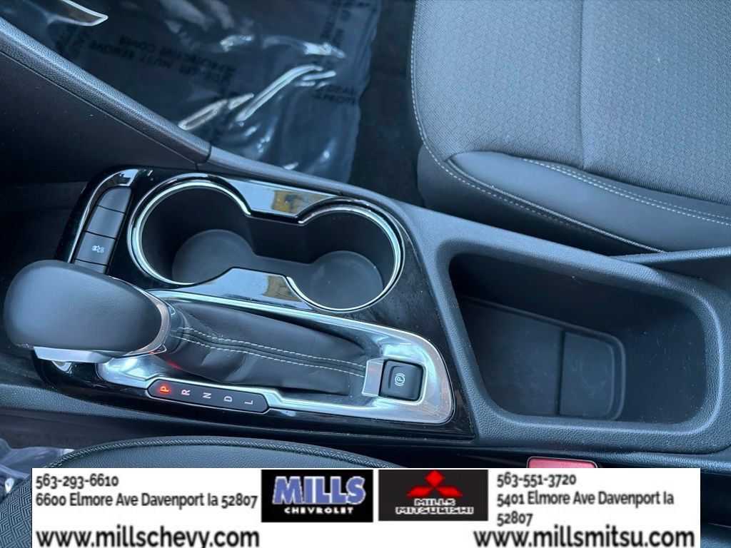 Used 2024 Buick Encore GX Preferred AWD/4WD image 17