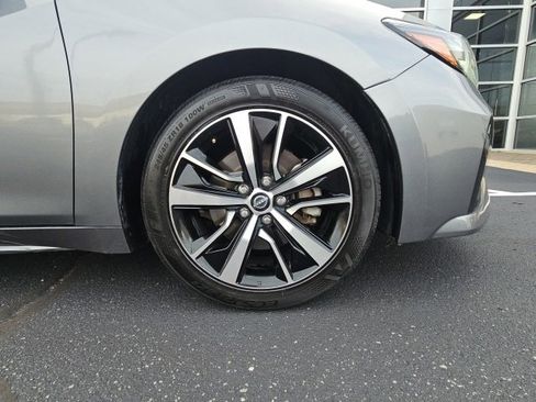 Used 2023 Nissan Maxima SV w/ Floor Mat Group image 25