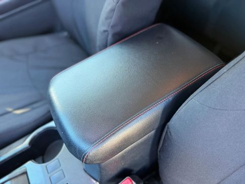 Used 2016 Toyota 4Runner 4WD image 40