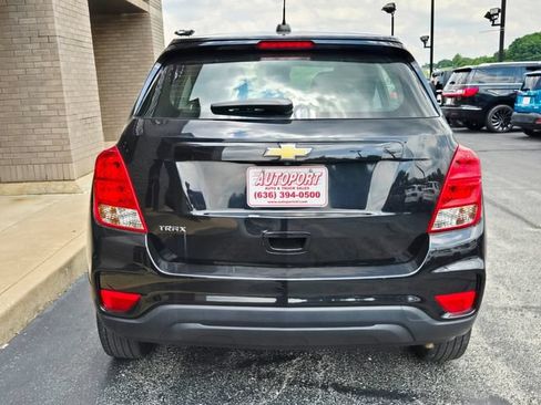Used 2020 Chevrolet Trax LS FWD image 7