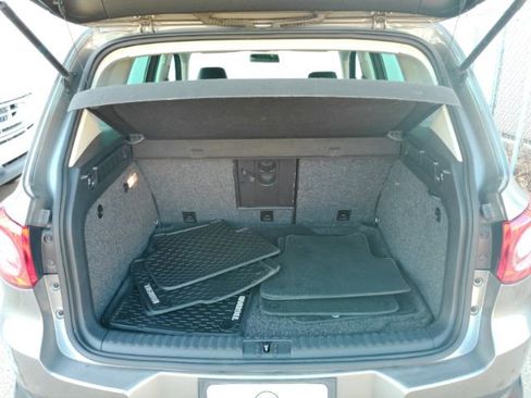 Used 2011 Volkswagen Tiguan SE image 23