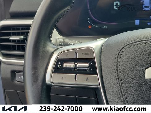 Certified 2024 Kia Telluride LX FWD image 22