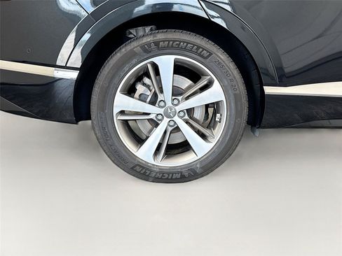 Used 2021 Genesis GV80 2.5T w/ Prestige Package 05 RWD image 19