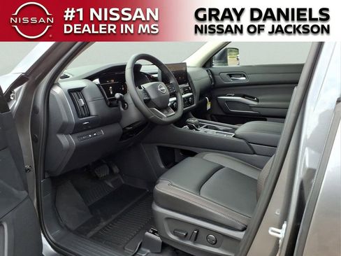 New 2026 Nissan Pathfinder SL FWD image 24