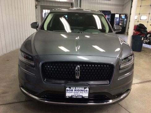 Used 2023 Lincoln Nautilus Reserve image 10