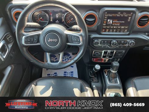 Used 2023 Jeep Gladiator Mojave w/ LED Lighting Group AWD/4WD image 11