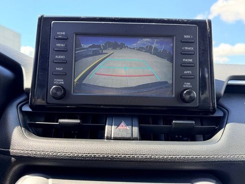 Used 2019 Toyota RAV4 LE w/ All Weather Liner Package AWD/4WD image 16