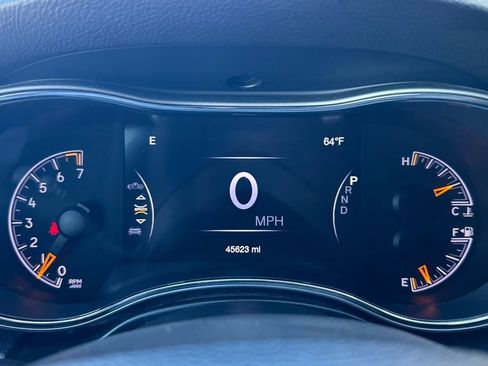 Used 2019 Jeep Grand Cherokee Limited image 22