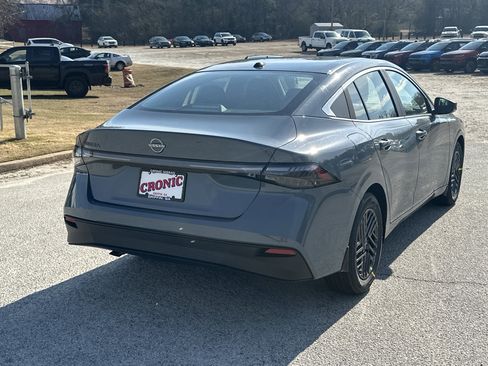 New 2026 Nissan Sentra SV w/ SV Convenience Package image 5
