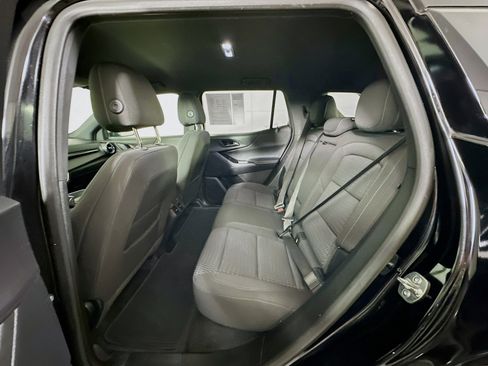 Used 2025 Chevrolet Equinox LT image 27