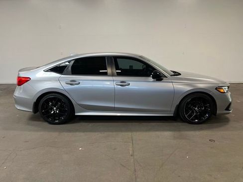 Used 2024 Honda Civic Sport image 2