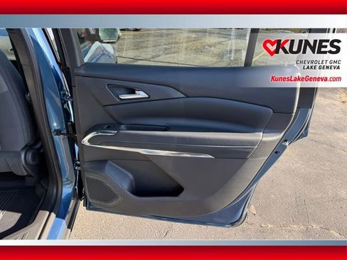 New 2026 Chevrolet Traverse LT w/ LPO, Floor Liner Package image 19