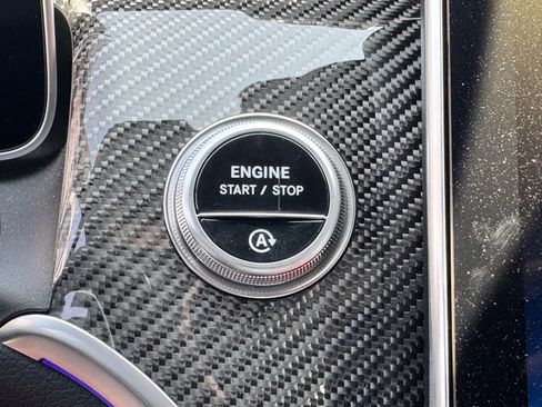 Used 2024 Mercedes-Benz GLC 43 AMG 4MATIC image 28