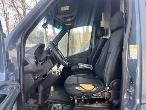 Used 2019 Mercedes-Benz Sprinter 170 image 11