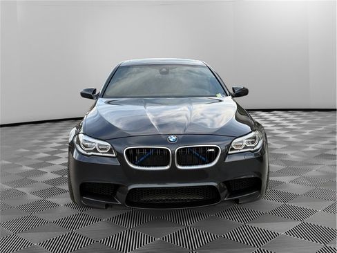 Used 2016 BMW M5 image 9